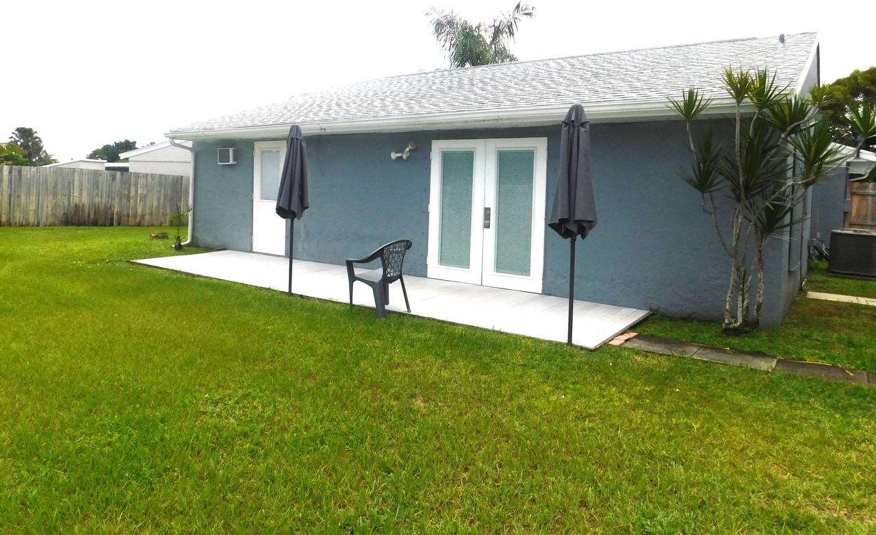 1367 Elmbank Way - Photo 2 of 18