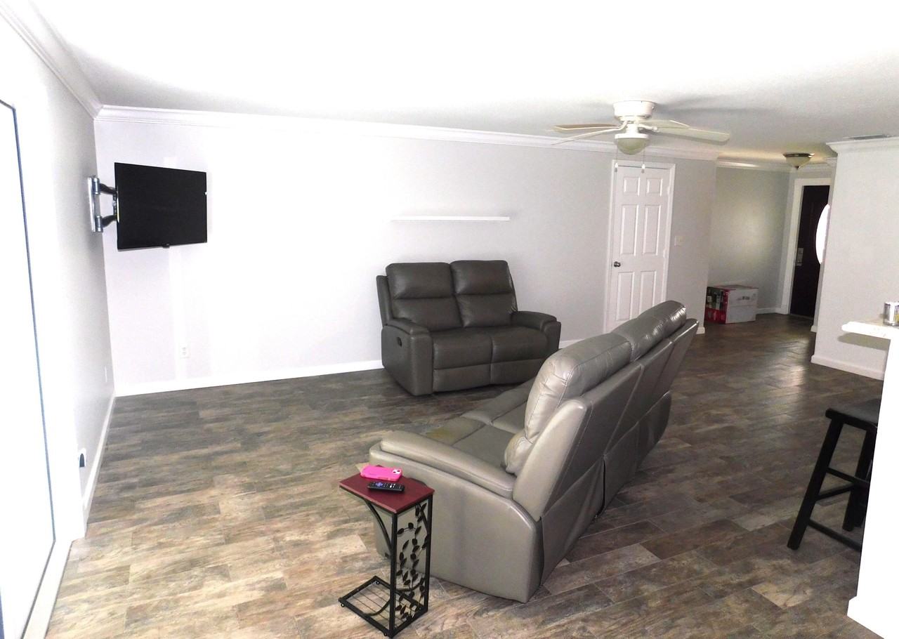 1367 Elmbank Way - Photo 7 of 18