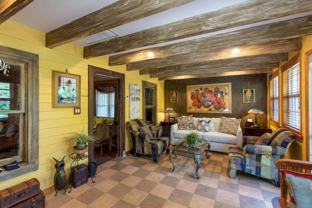 1016 N E St - Photo 1 of 1