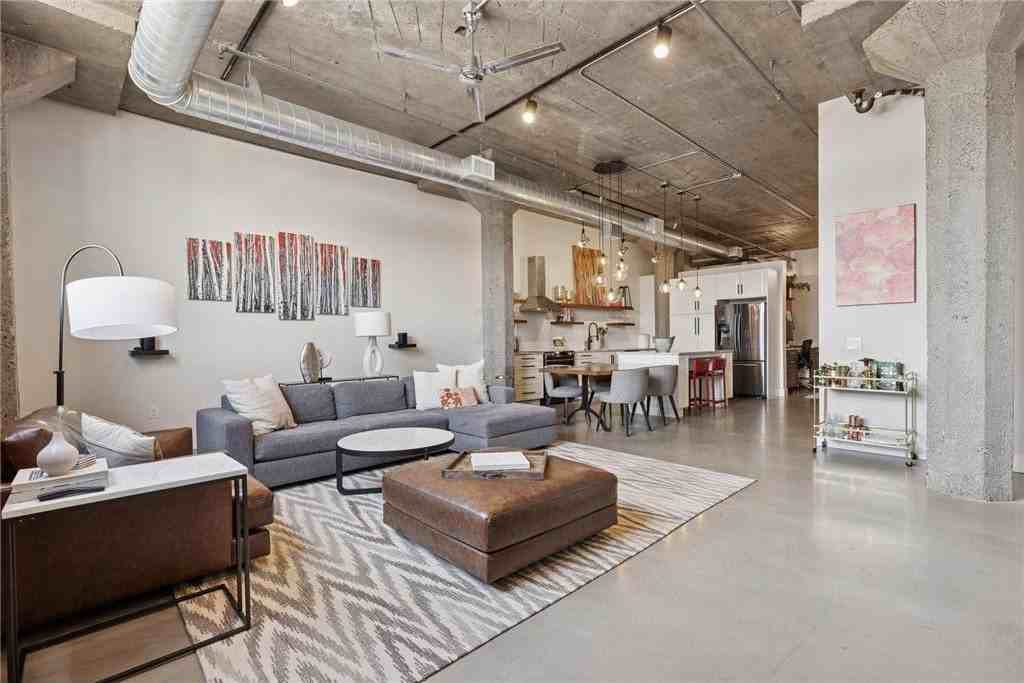 718 Washington Ave N #505 - Photo 4 of 25