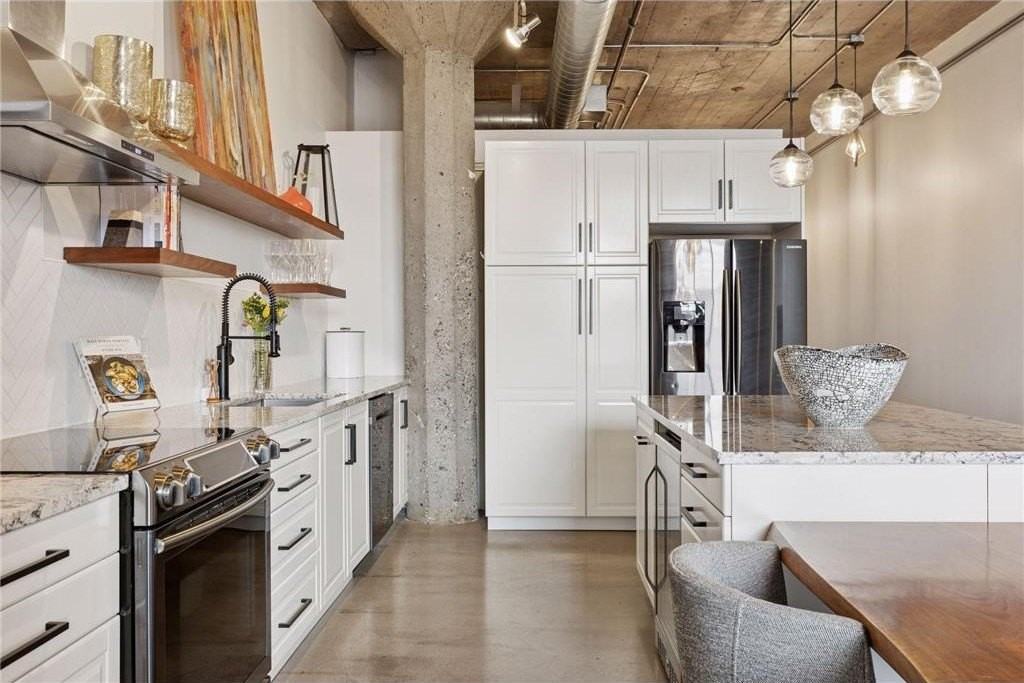 718 Washington Ave N #505 - Photo 7 of 25