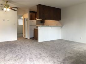 330 W Acacia Street - Photo 1 of 1