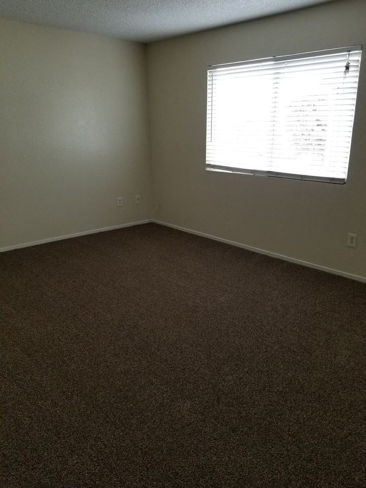 1011 Padre Street #A - Photo 7 of 9