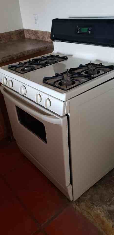 810 South Langley Avenue #104 - Photo 5 of 13