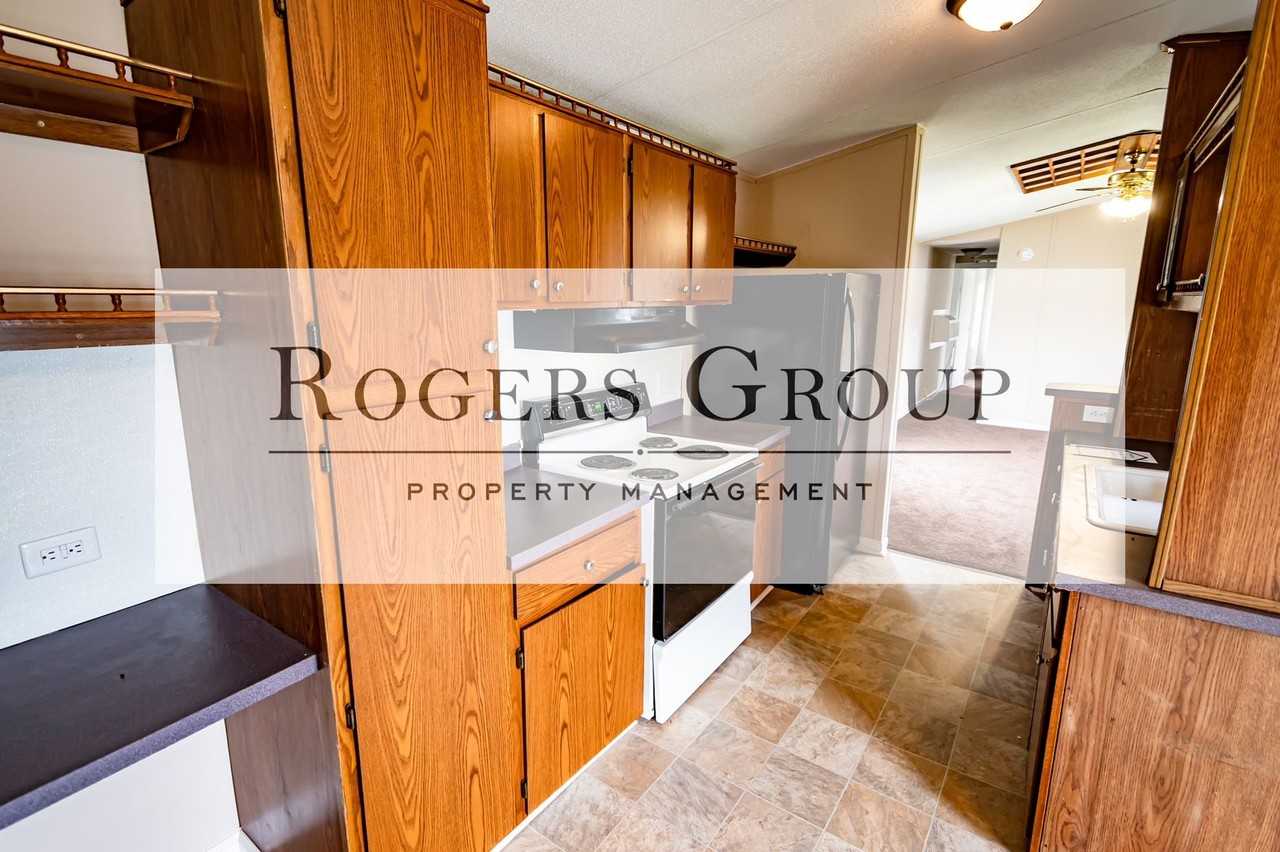 5 Country Ln - Photo 3 of 11