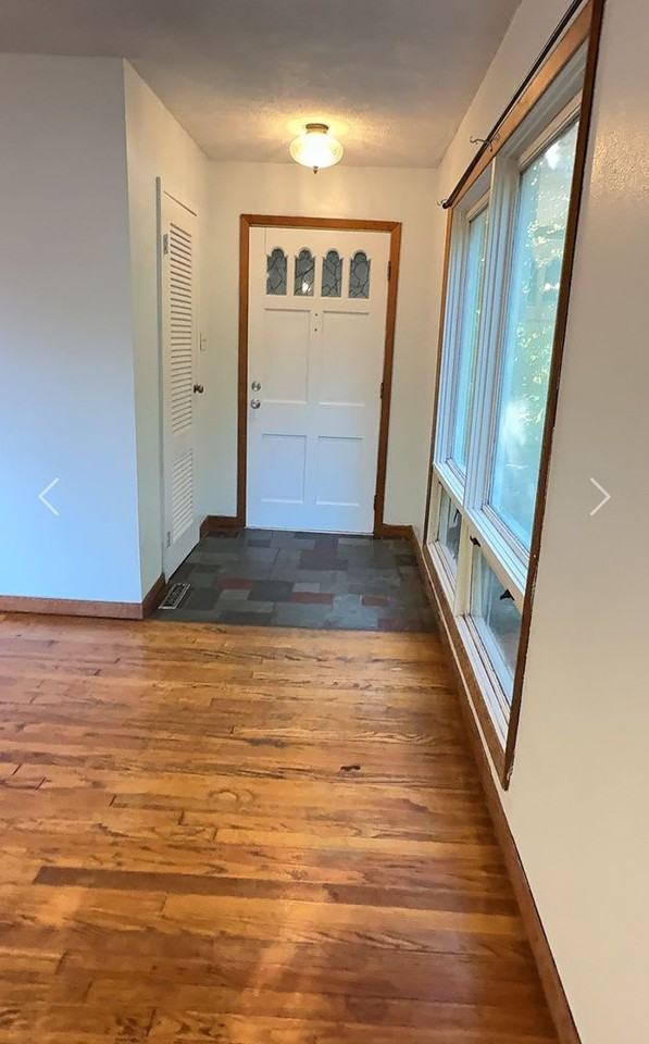 4343 E Deckard Dr - Photo 4 of 10