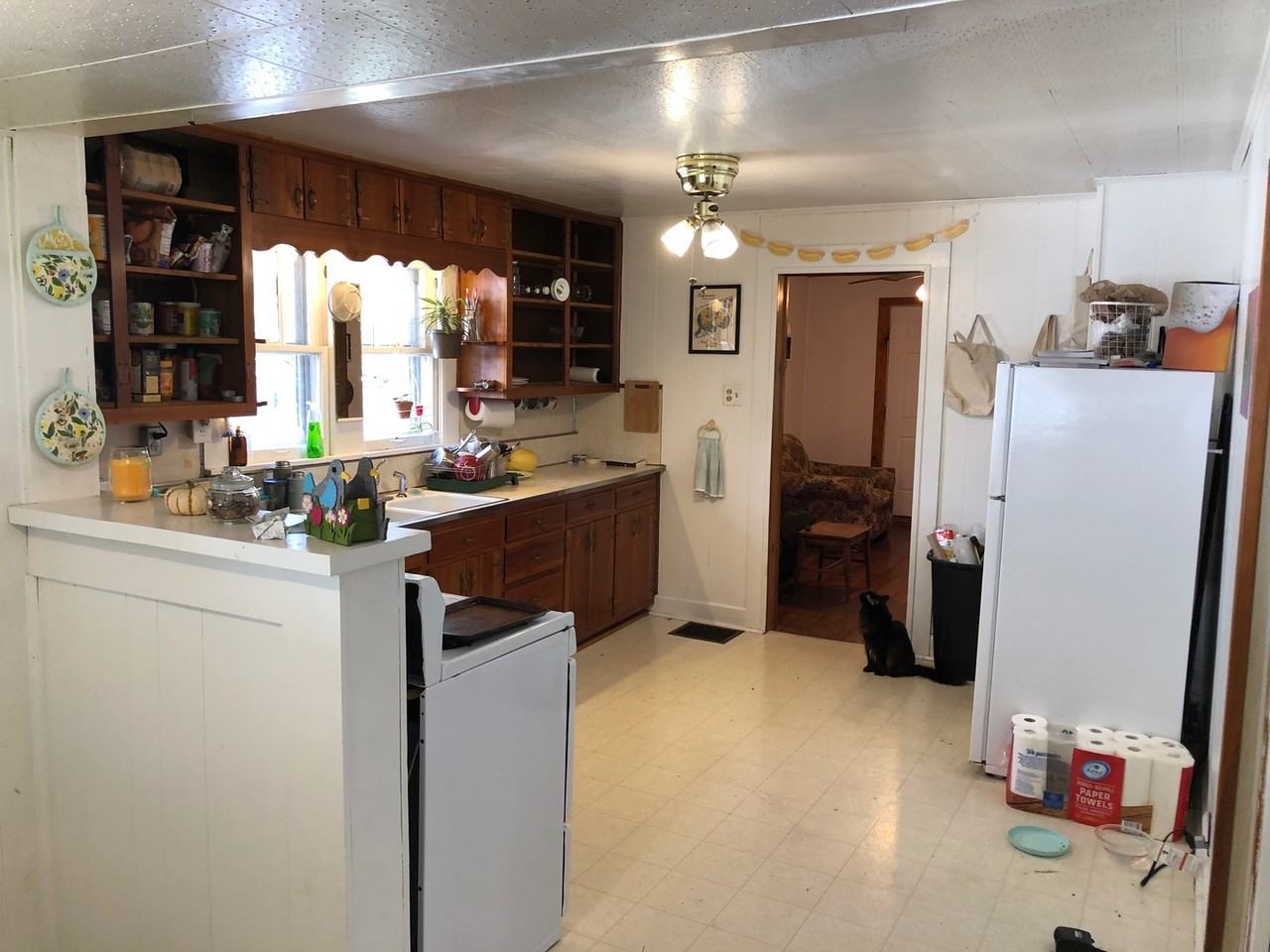 1222 S Fess Ave - Photo 5 of 24