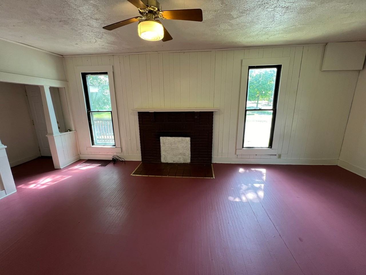 805 N Park Ave - Photo 7 of 27