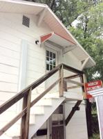 featured image of 107 W Lindburg St