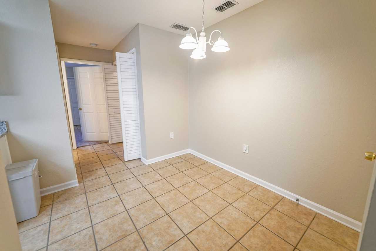 2738 W Tharpe St #101 - Photo 6 of 35