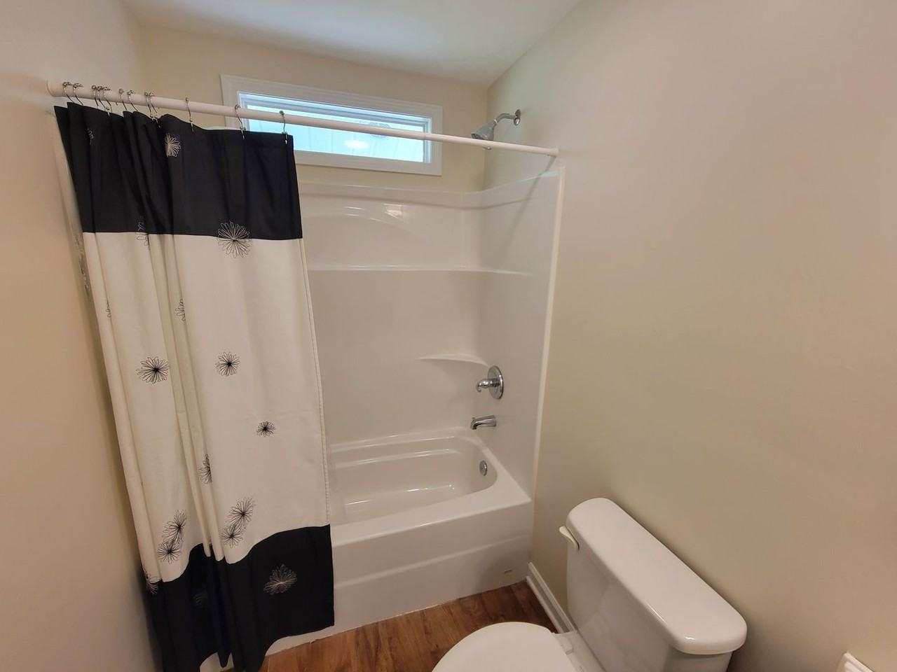 605 Granite St - Photo 2 of 14