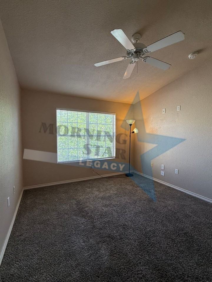 3901 Sonoma Springs Ave #1512 - Photo 5 of 23