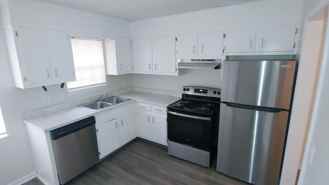 404 8th Avenue NE - Photo 1 of 1
