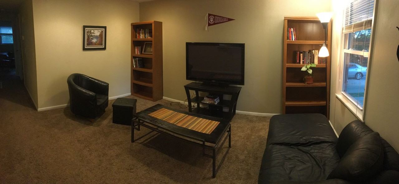 421 N Clark St - Photo 7 of 12