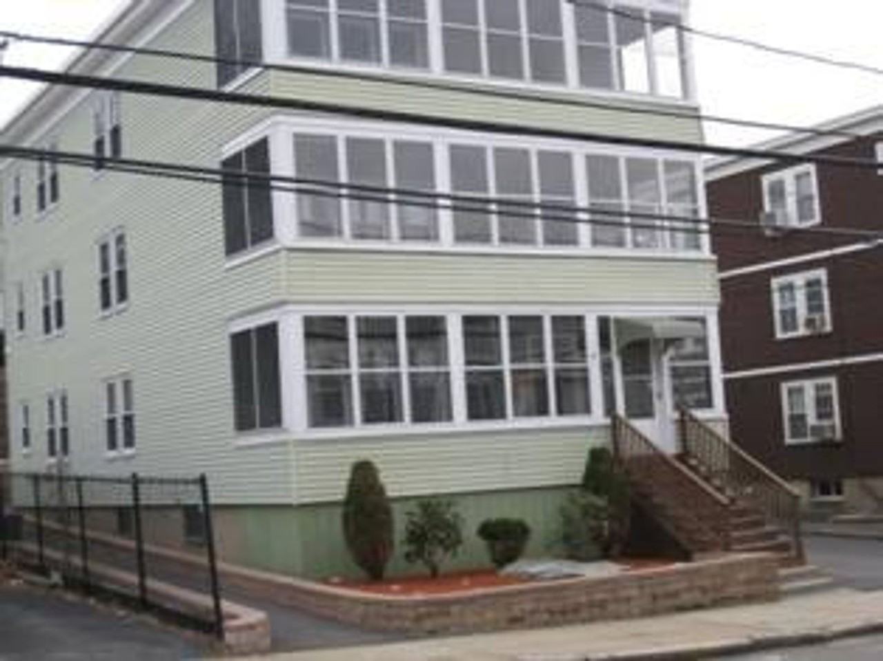 56 Union St - Photo 6 of 7