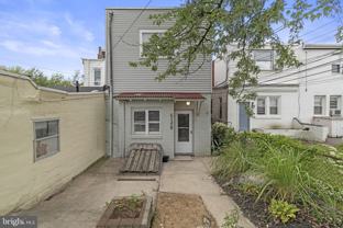 614 Station Ave #B - Photo 1 of 1