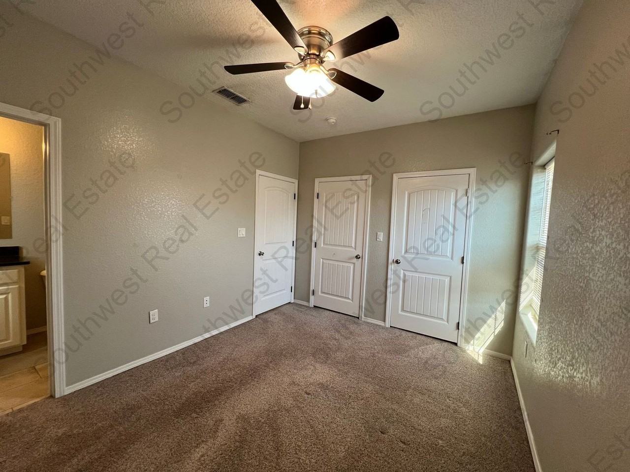 3821 Lockhaven Dr - Photo 7 of 12