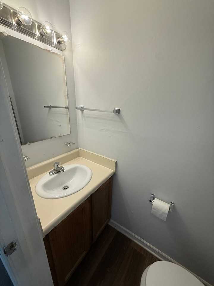 208 Wynn Way - Photo 6 of 17