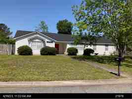 featured image of 117 Northeast Dr