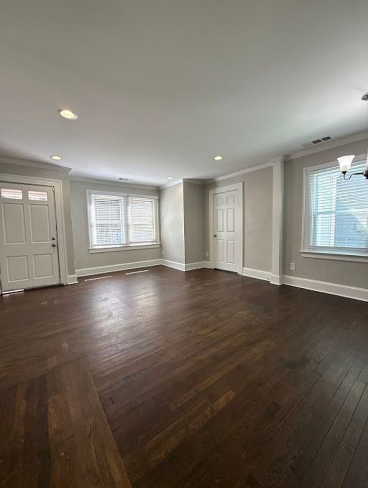 191 Rosser St Sw - Photo 7 of 11