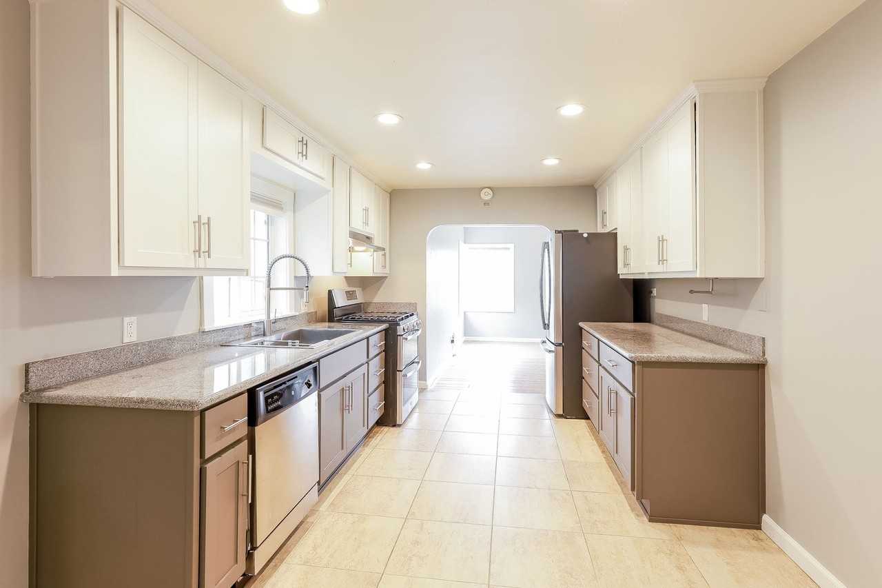 3337 64th Avenue Pl - Photo 6 of 20