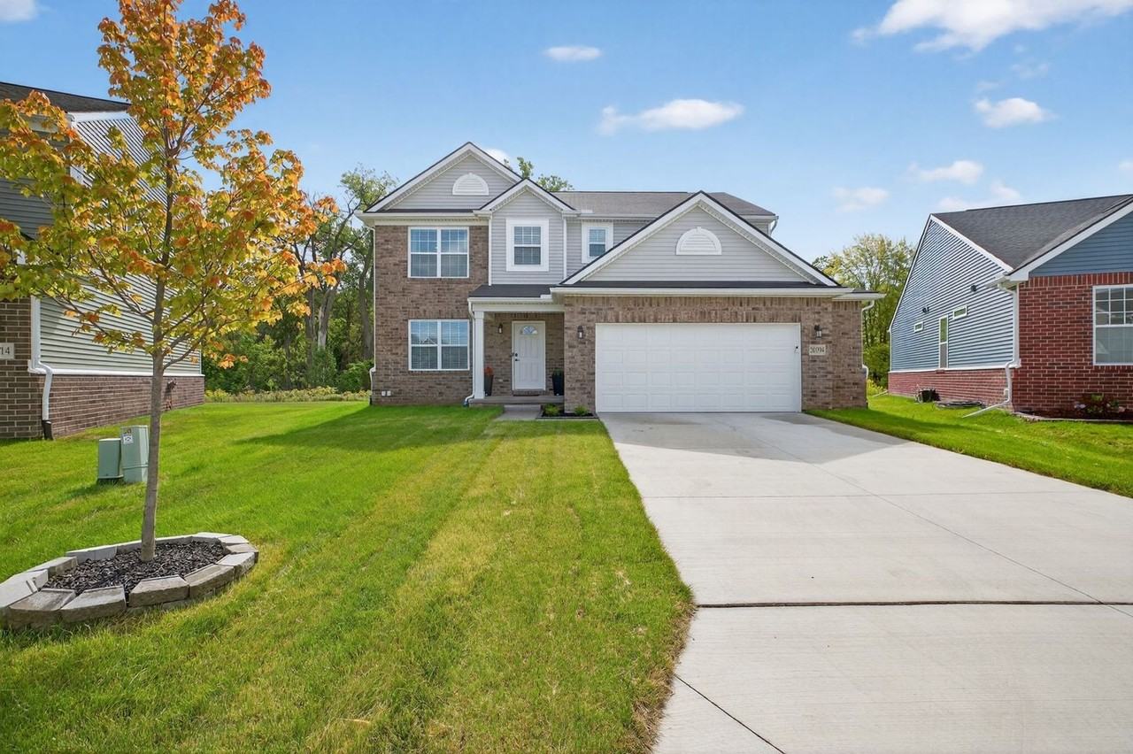 20794 Frisco Dr - Photo 2 of 33