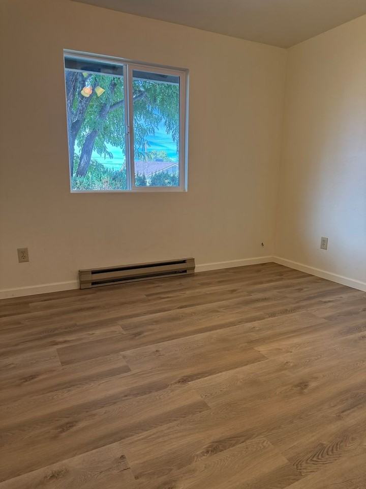 8429 E Manley Dr - Photo 7 of 13