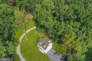 255 Laurel Ln - Photo 1 of 1