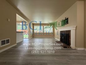 5822 N 35th St #D14 - Photo 1 of 1