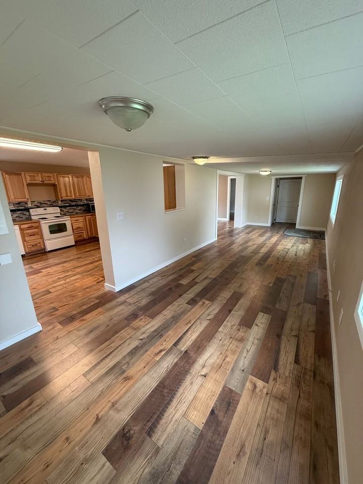 4218 Carlton Ave Sw - Photo 4 of 16