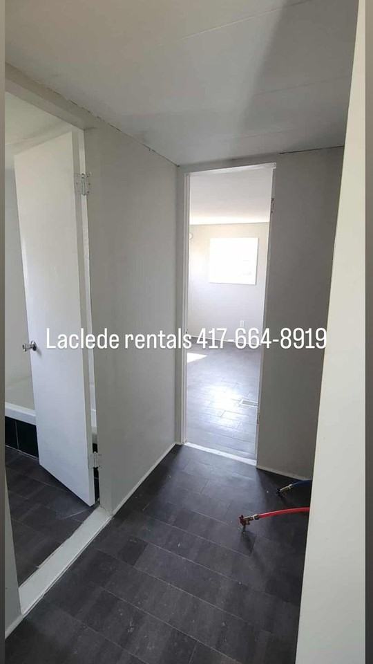 210 N Pine St - Photo 7 of 11