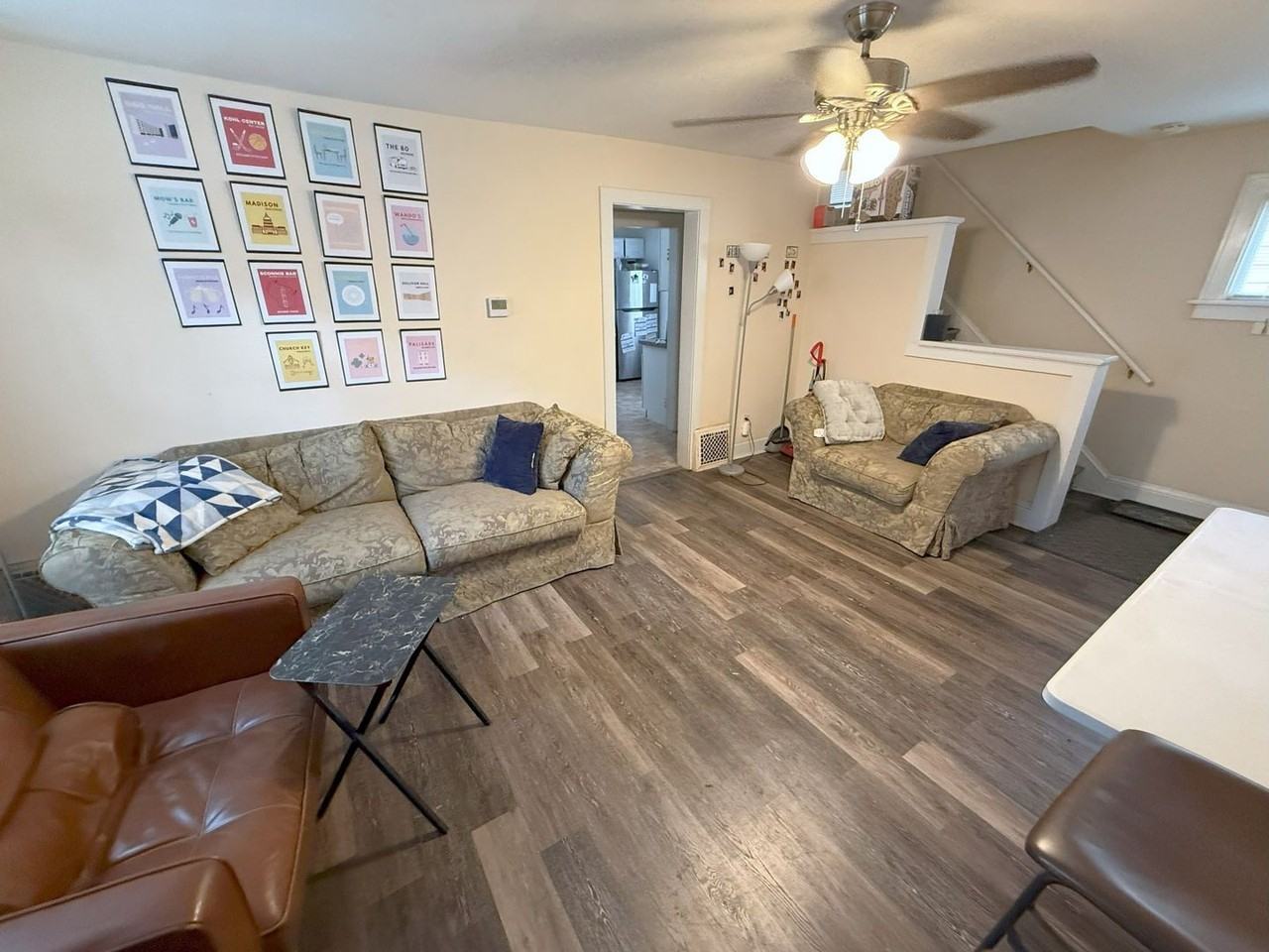 1120 Milton St - Photo 5 of 48