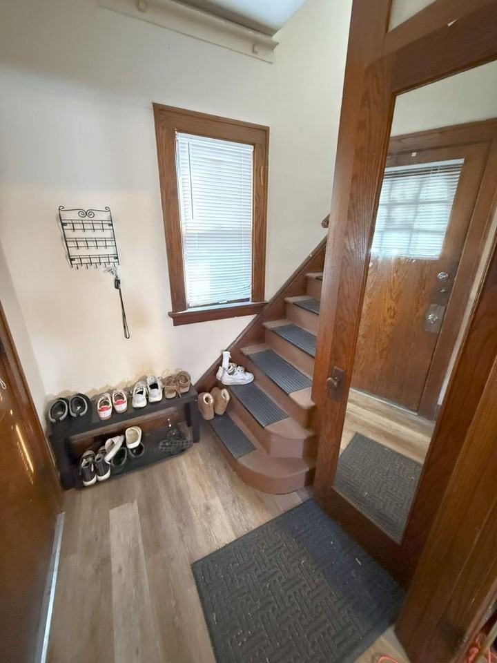 1317 Randall Ct #1 - Photo 4 of 50