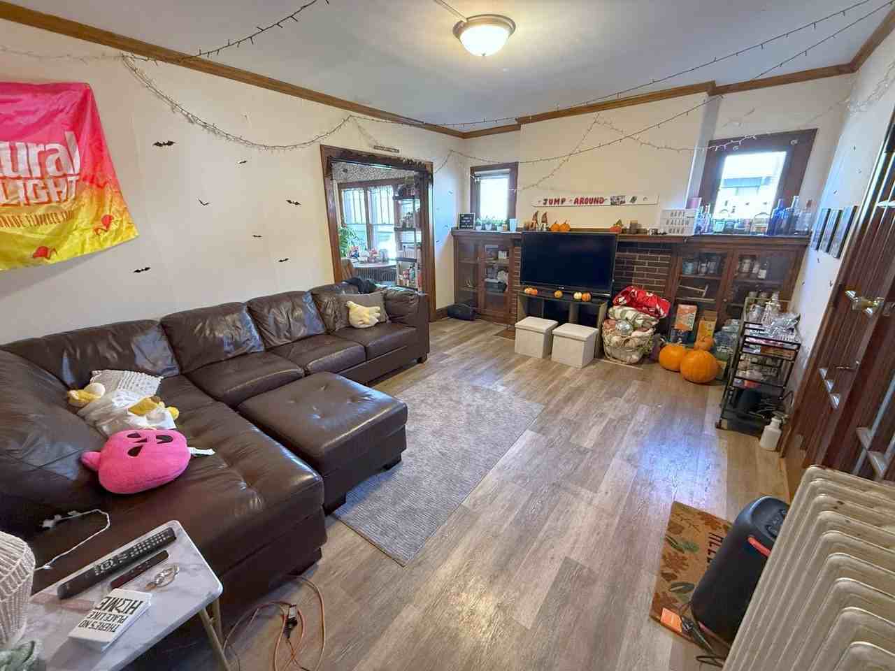 1317 Randall Ct #1 - Photo 5 of 50