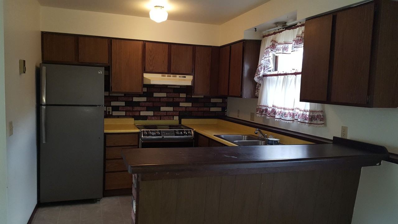 511 21st Ave S - Photo 3 of 6