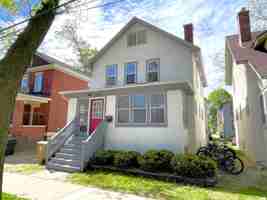 featured image of 1317 Milton St