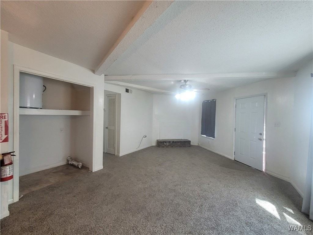 3838 Sheffield Ct Apt 13 #13 - Photo 2 of 10