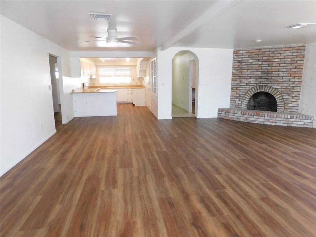 2077 Whitewater Dr - Photo 4 of 18