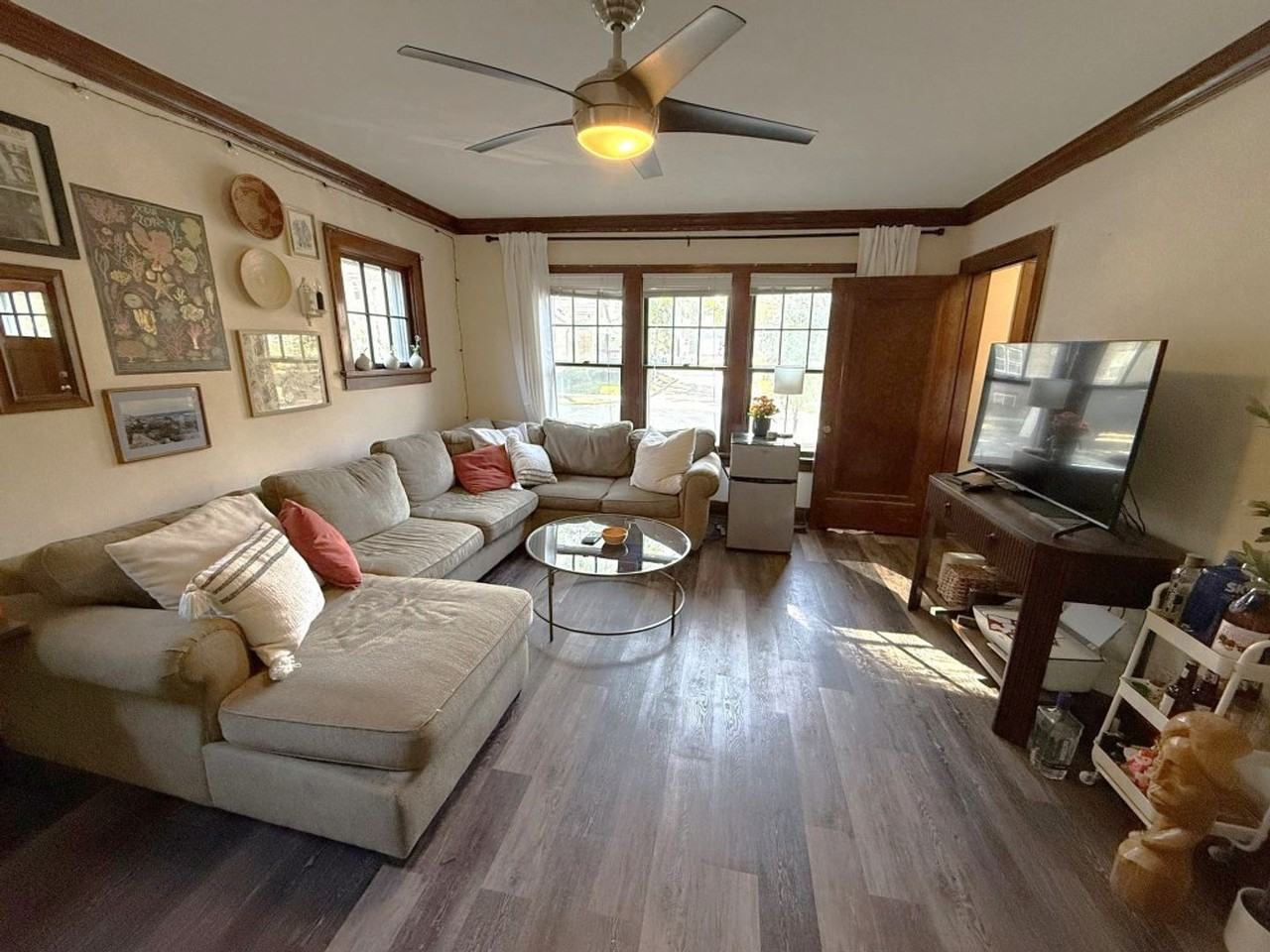 1124 Milton St - Photo 7 of 38
