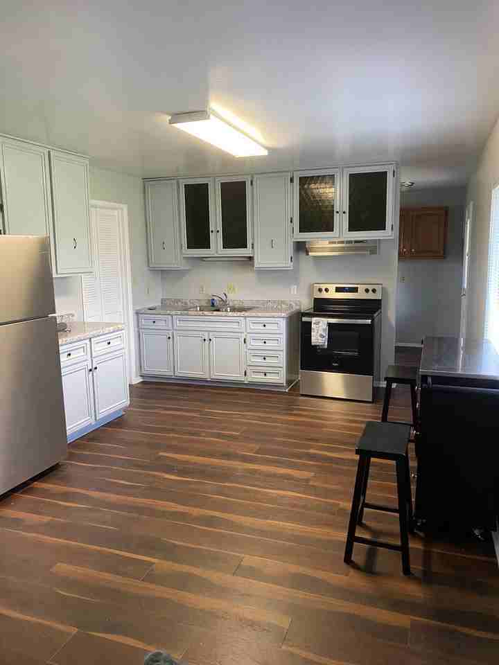 3611 S Tyler Ln - Photo 3 of 11