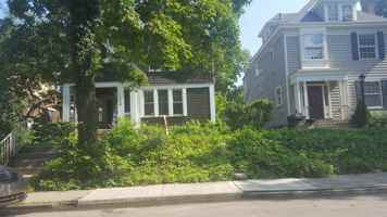 featured image of 158 E Northwood Ave