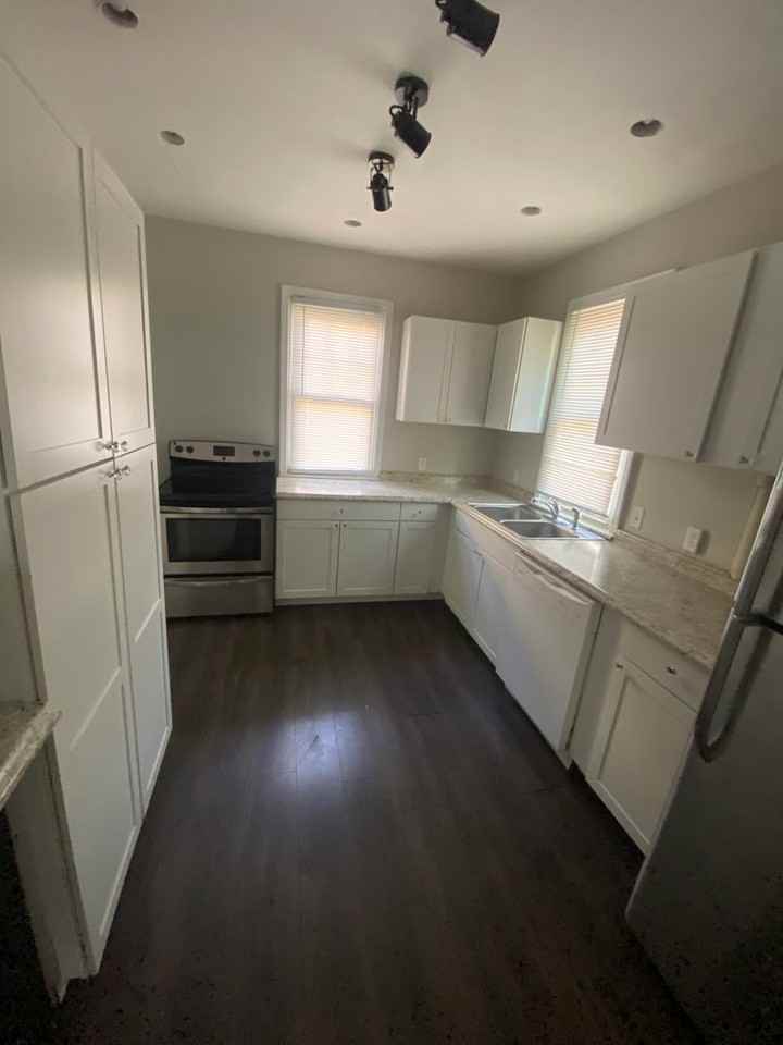 158 E Northwood Ave - Photo 6 of 23