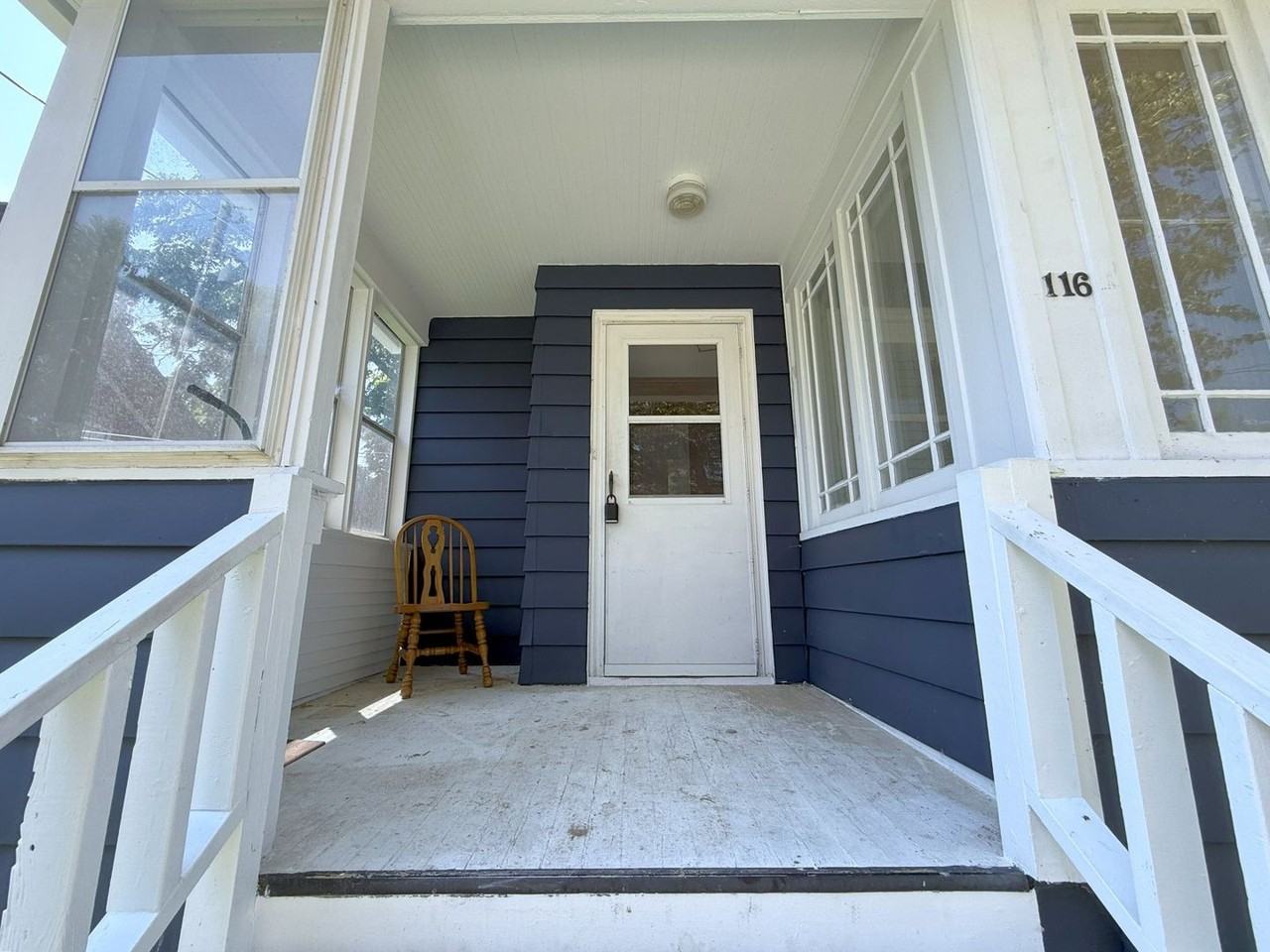 116 Lathrop St - Photo 6 of 50