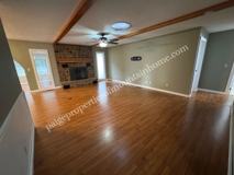 106 Parkview Cir - Photo 1 of 1
