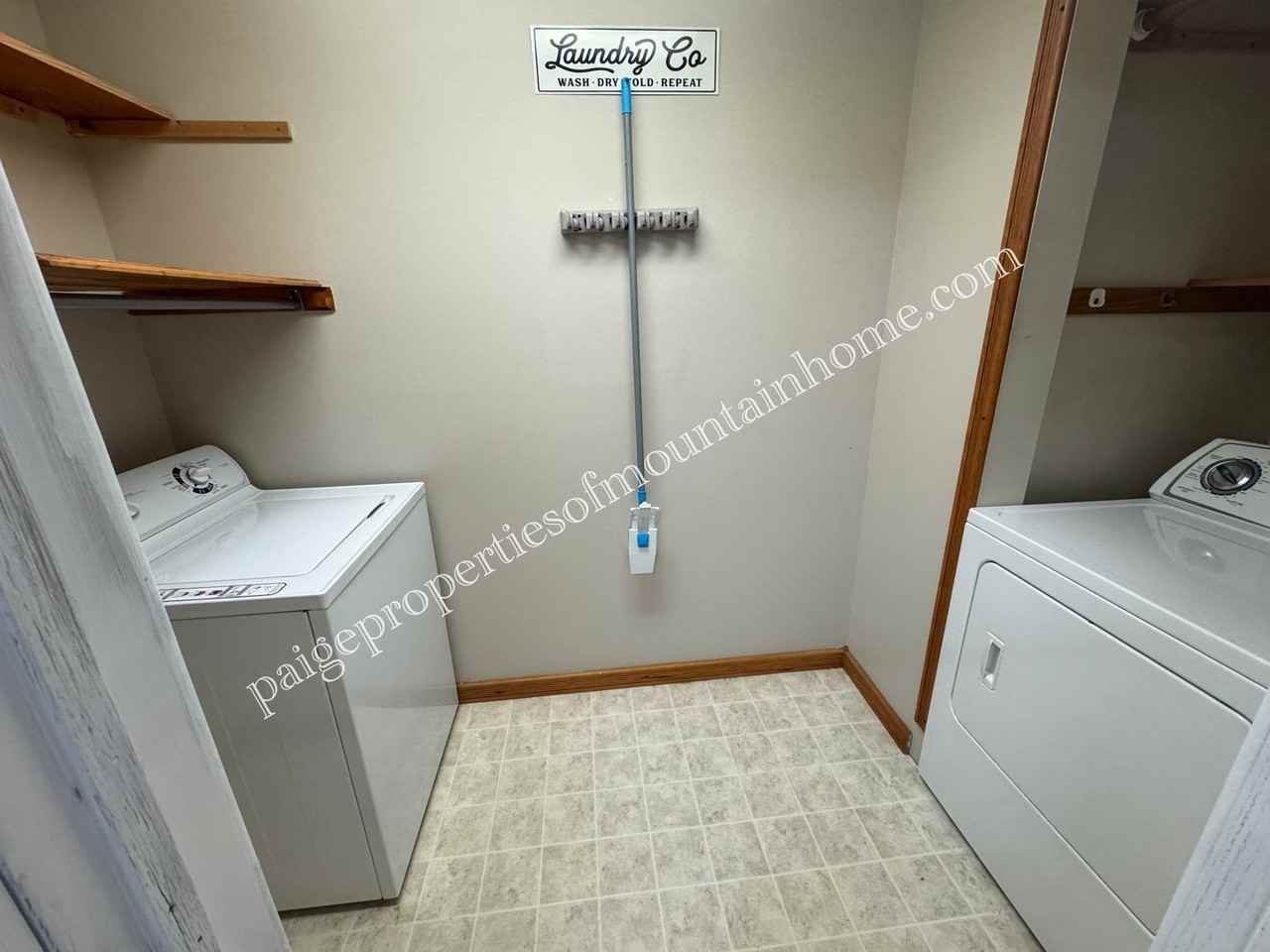 106 Parkview Cir - Photo 6 of 27