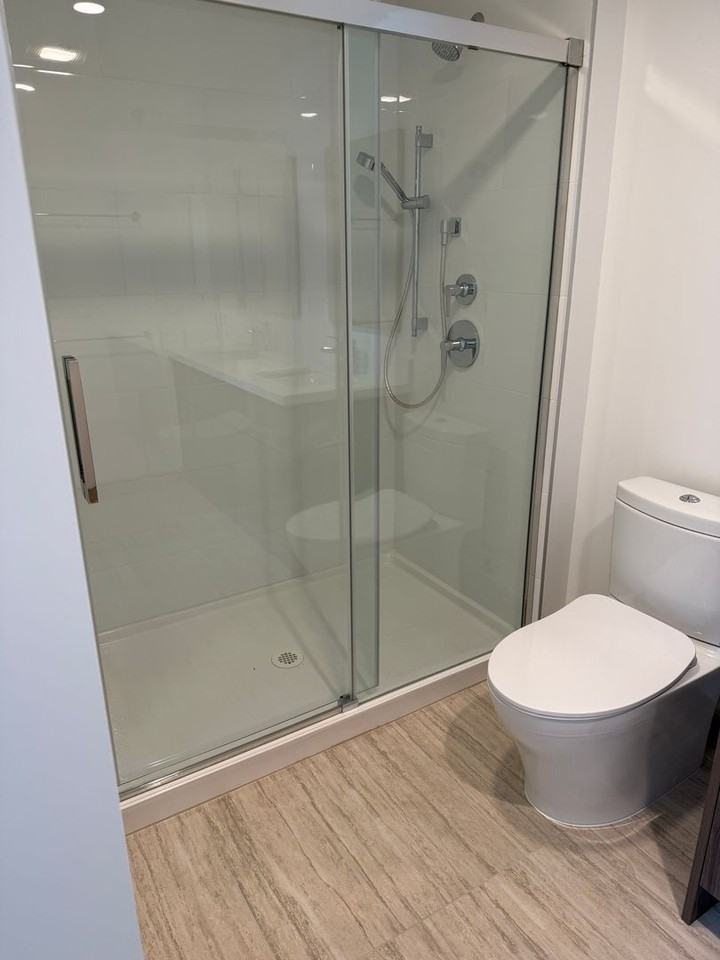 1515 Liona St #400 - Photo 7 of 9