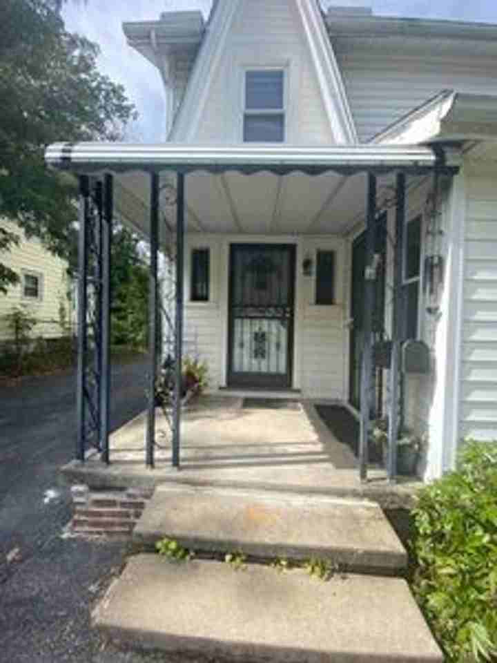 1232 Herman Ave - Photo 3 of 50