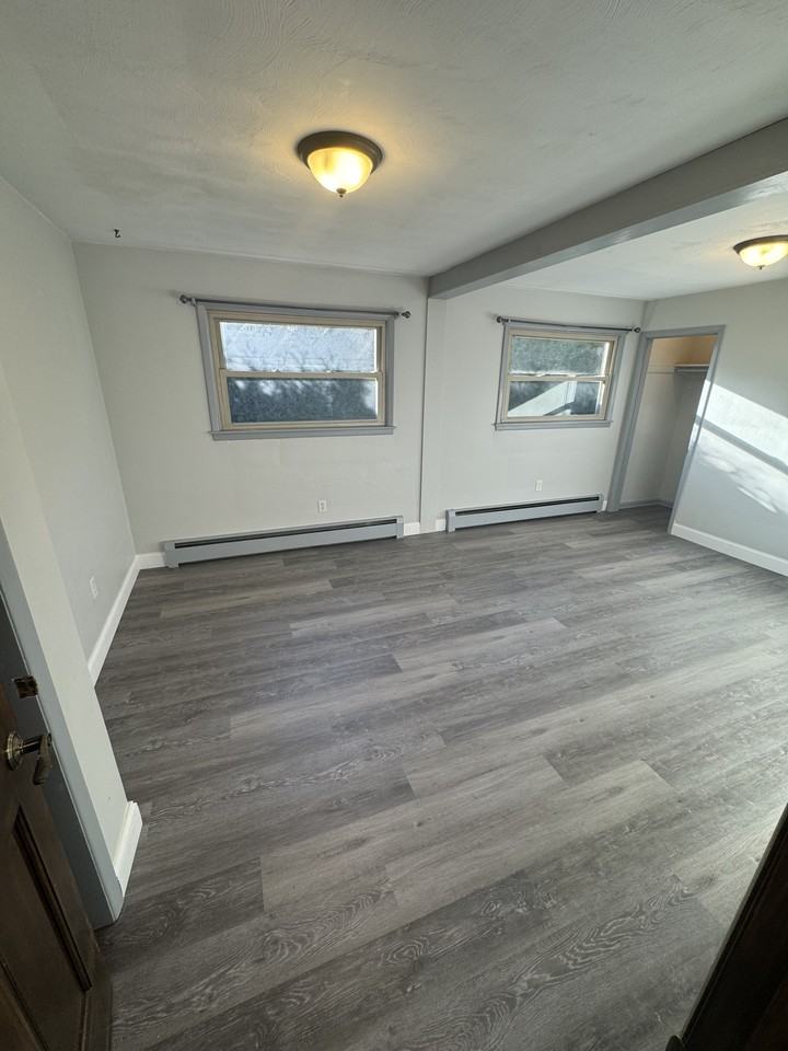 716 Day Hollow Road #WEST - Photo 5 of 14