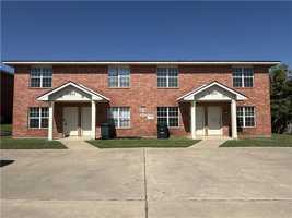 featured image of 2811 Cantabrian Dr #A