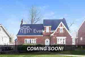 featured image of 139 Brookline Ave